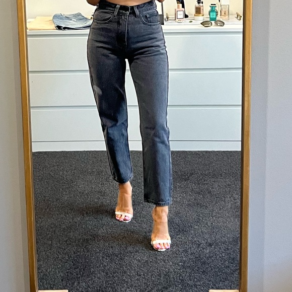 Dissh | Jeans | Dissh Denim Mom Jeans 